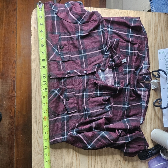Womens Large Long Sleeve Pockets Button Front Plaid Burgundy Black - Picture 13 of 16